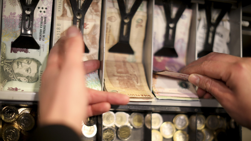 El peso y las bolsas de Argentina muestran mejoría tras una negra semana de caídas