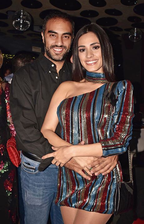 Súper ‘cumple’ de Alison La top model Alison Roca tiró la casa por la…