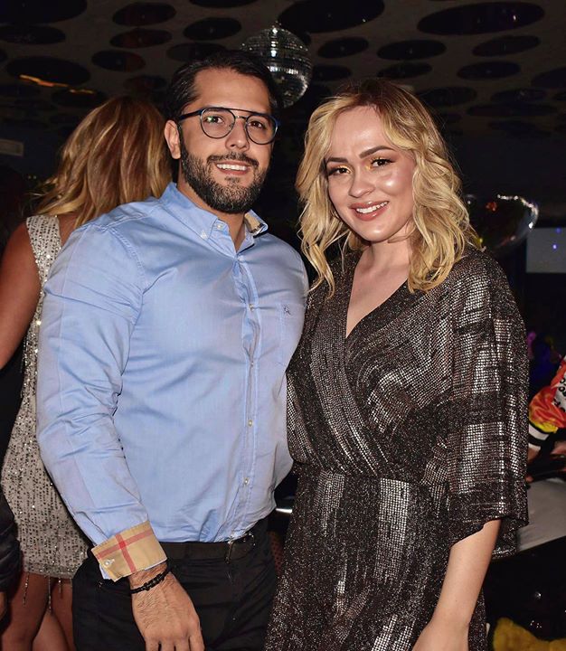 Súper ‘cumple’ de Alison La top model Alison Roca tiró la casa por la…