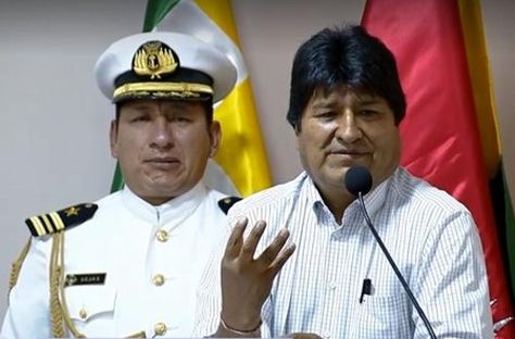 El presidente Evo Morales durante el envío del primer cargamento de carne a China.