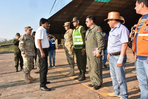 El presidente Evo Morales llega a Roboré.