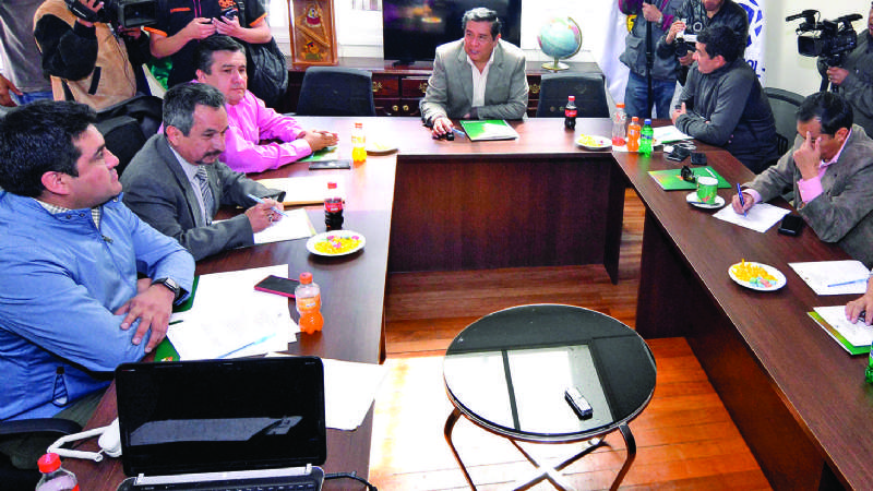Comité ejecutivo buscará consenso para elegir al DT