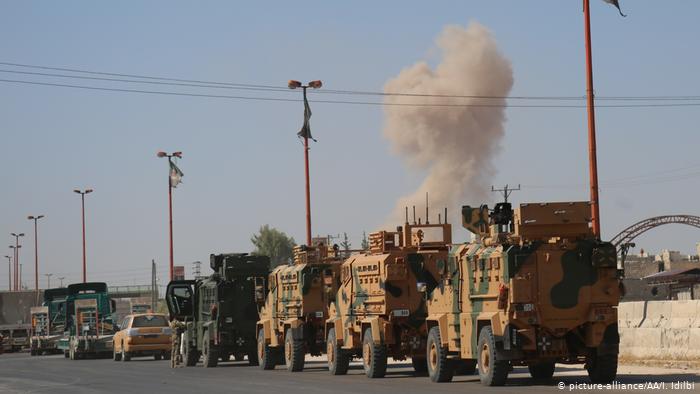 Syrien Tote nach LuftschlÃ¤gen bei Idlib (picture-alliance/AA/I. Idilbi)
