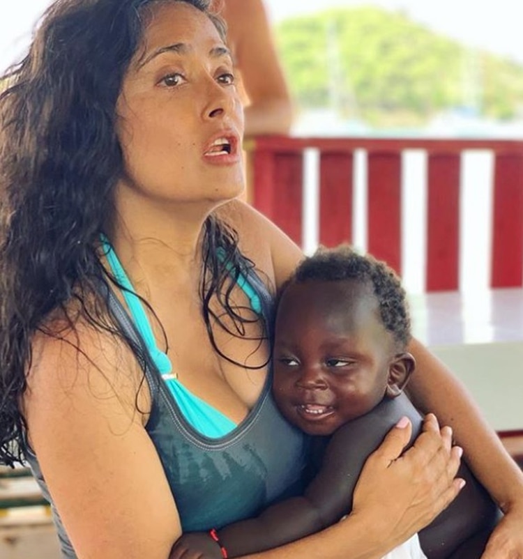 (IG: salmahayek)