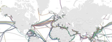 Así es el mapa de todos los cables submarinos que le dan forma a Internet