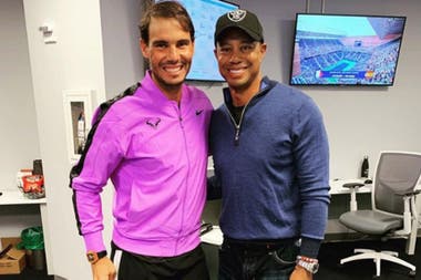 Tiger Woods estuvo con Rafa Nadal despuÃ©s del partido por los octavos de final ante Cilic