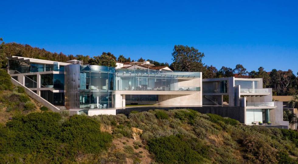 Razor House