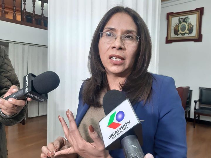 Investigarán a presidente de Magistratura por presunta repartija de cargos con Michel La diputada…