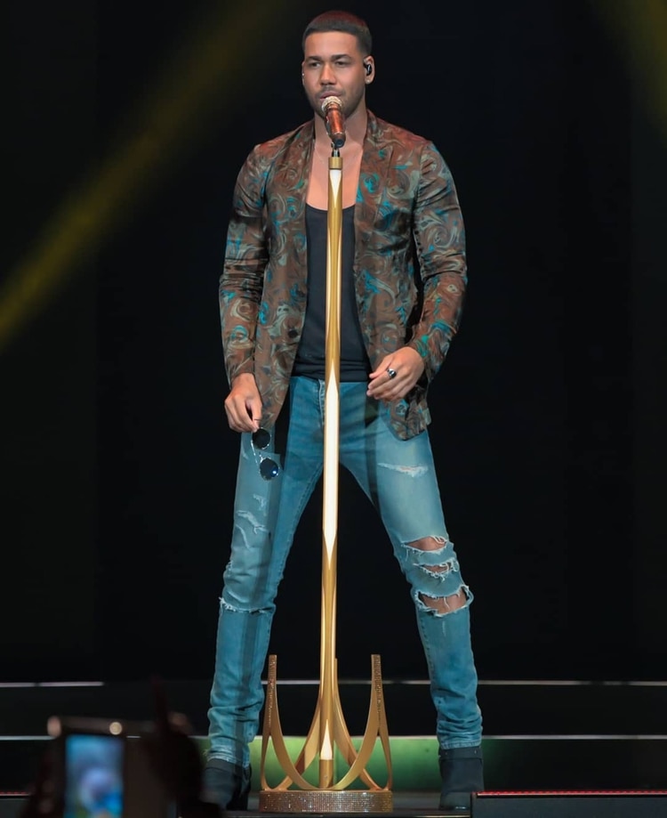 Romeo Santos también está nominado en varias categorías