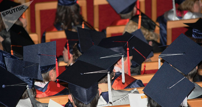 Graduados universitarios