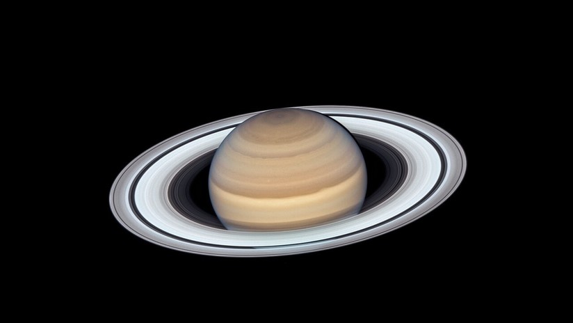FOTO: La espectacular belleza de Saturno y sus anillos, captada por el telescopio Hubble