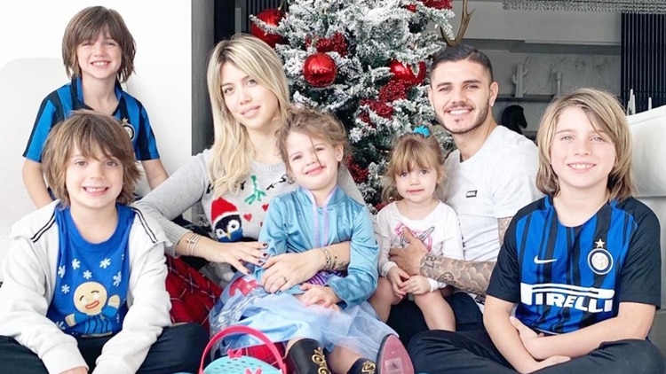 Wanda Nara y Mauro Icardi tienen dos hijas, los otros tres niños son hijos de Maxi López