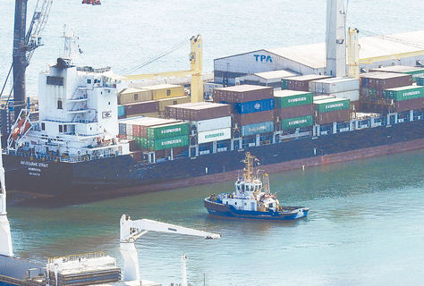 Chile. El atracadero de la ciudad de Arica, por donde se mueve el 80% de la carga boliviana, tanto de exportación como de importación. Foto: APG