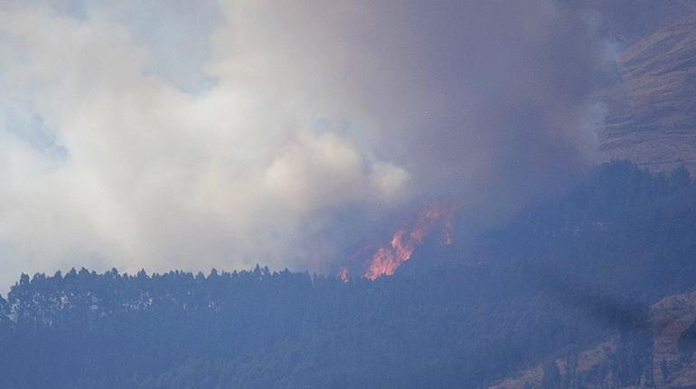 Incendio en el Parque Tunari. | Daniel James