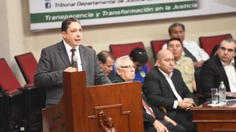 Ministro Arce afirma que política y éticamente presuntos delitos de Mesa no prescriben