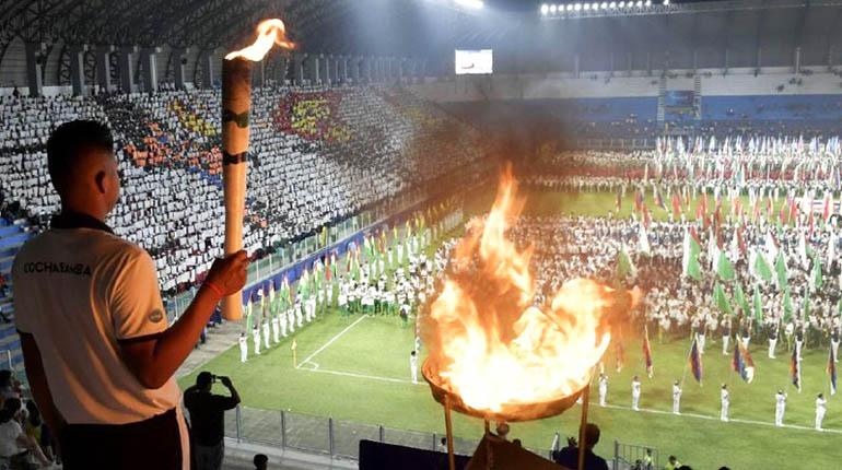 El encendido de la tea de los X Juegos Plurinacionales, ayer. | ABI