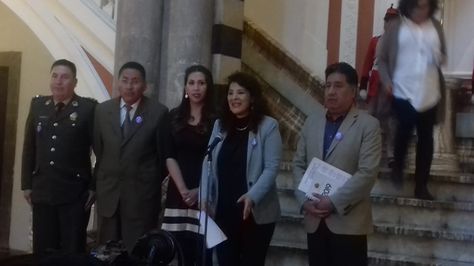 Los miembros de la Comisión Interinstitucional para la priorización de casos de feminicidios