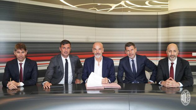 AC Milan presentó a Stefano Pioli como su nuevo director técnico