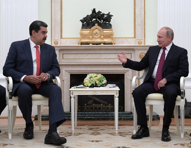 Vladimir Putin recibe a Nicolás Maduro en el Kremlin (Reuters)