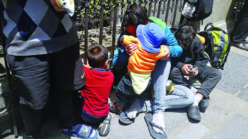En Bolivia, niños venezolanos están expuestos a la mendicidad