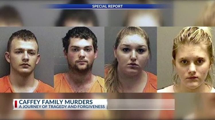 Los asesinos de la familia Caffey: Charlie Wilkinson (18) -novio de Erin-, Charles Allen Waid (20) y su novia Bobbi Gale Johnson (18) y Erin Caffey (16)