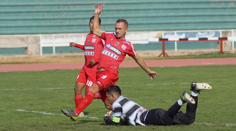 Juan Sinforiano Godoy, goleador de Independiente y de la Copa Simón Bolívar. | MARKA REGISTRADA