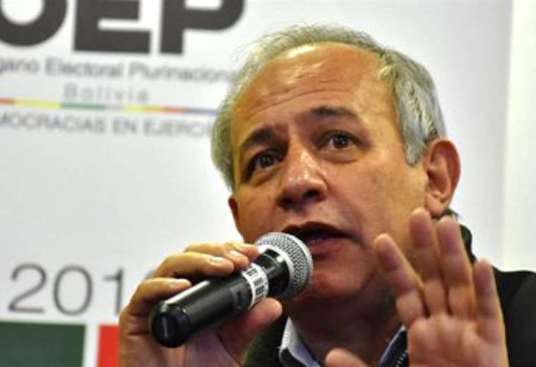 Antonio Costas renunció a su cargo en el OEP
