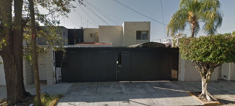 En la propiedad 5397 vive una pareja con su hijo, según los vecinos (Foto: Google Maps)