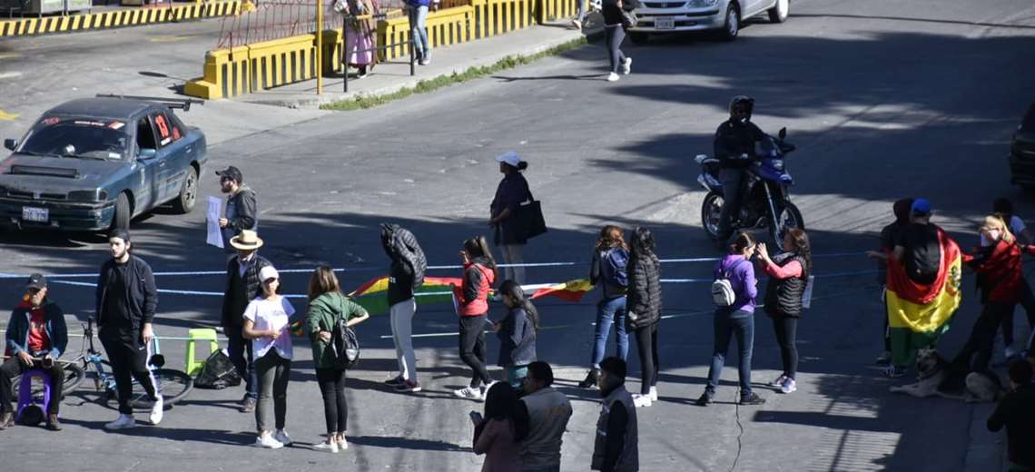 El TSE guarda silencio a la conclusión del cómputo y La Paz incrementa