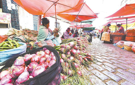 Provisión. El mercado Rodríguez, uno de los principales centros de abasto de la urbe paceña.