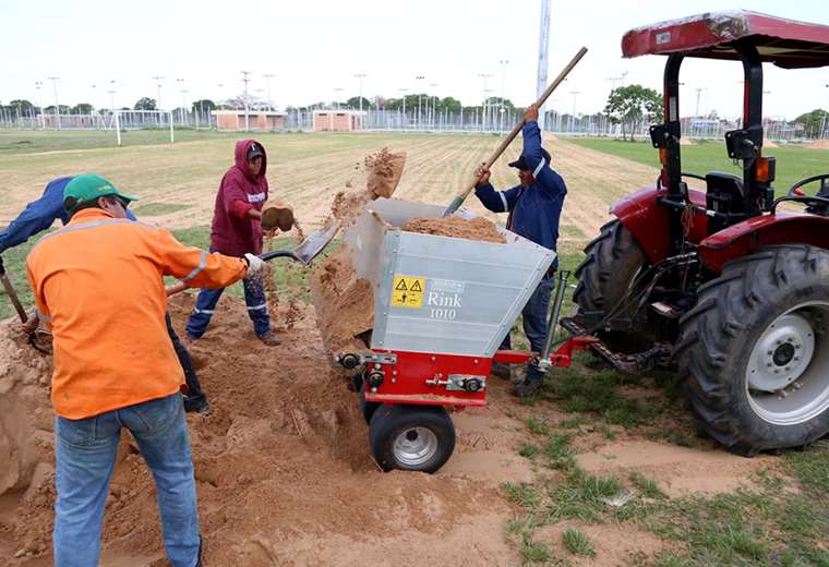 Los trabajos en el Samuel Vaca y en el Tahuichi no se detienen pese al paro cívico indefinido. Foto. Prensa FBF 