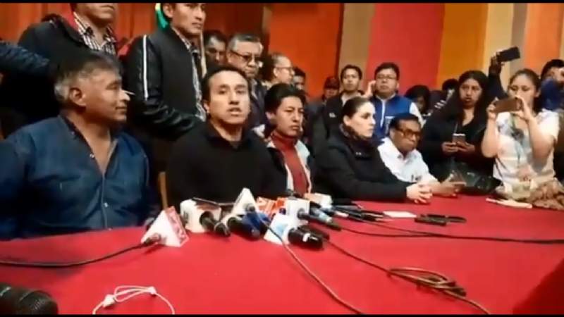 Comités cívicos del país apuntan a anular las elecciones y pide la renuncia de Morales y Linera
