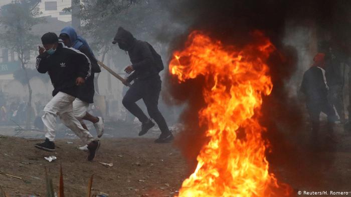 En Ecuador, como en Chile, se produjeron incidentes violentos. (Reuters/H. Romero)