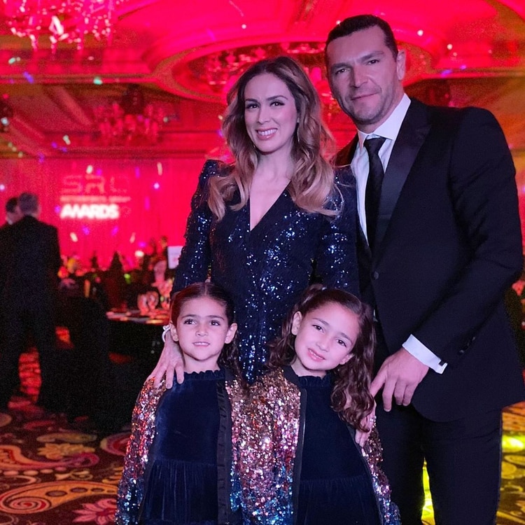 Jacqueline Bracamontes y su familia (IG: jackybrv)