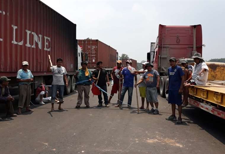 Choferes entre San Carlos y Santa Fe 