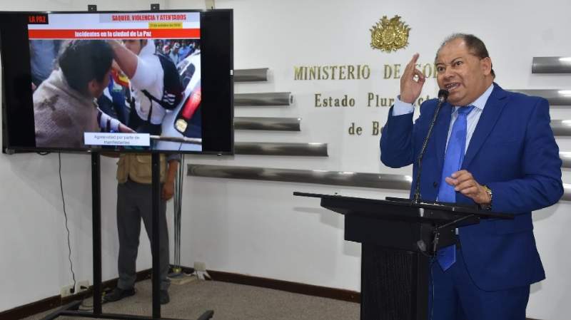 Romero condena violenta racista del "fascismo" pero no dice nada de la violencia masista