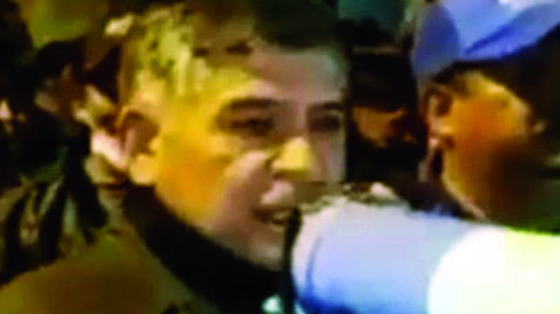 Grandy dice que no renunciará pese a las peticiones de dimisión