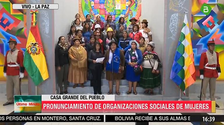 Organizaciones sociales de mujeres en conferencia de prensa. | Captura de pantalla