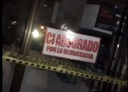 Se comenzó con la toma de instituciones