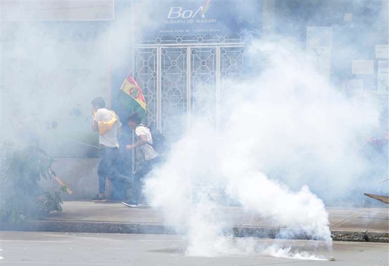 Además del fallecido, cerca de 50 personas fueron heridas y recibieron atención en diversos nosocomios 