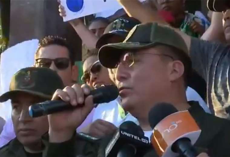 Miguel Mercado habló en la puerta del Comando (Foto: captura)