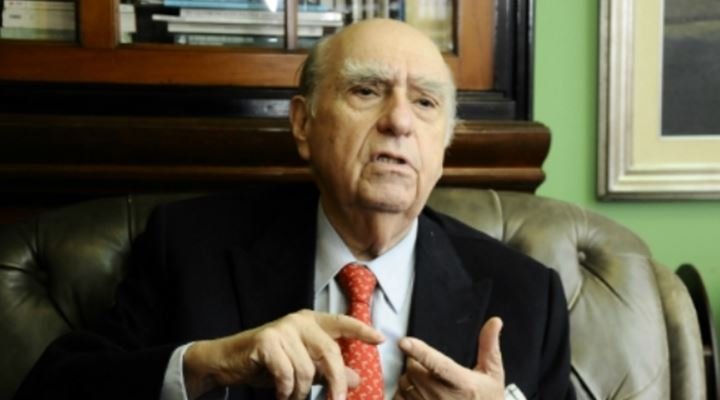 Julio María Sanguinetti: “La ambición de perpetuidad de Evo Morales llevó a un golpe muy sui generis”