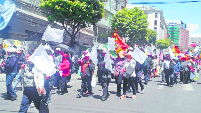 200 Barrios De El Alto No Acatan Paro Y Gremiales Piden Trabajar – Eju.tv