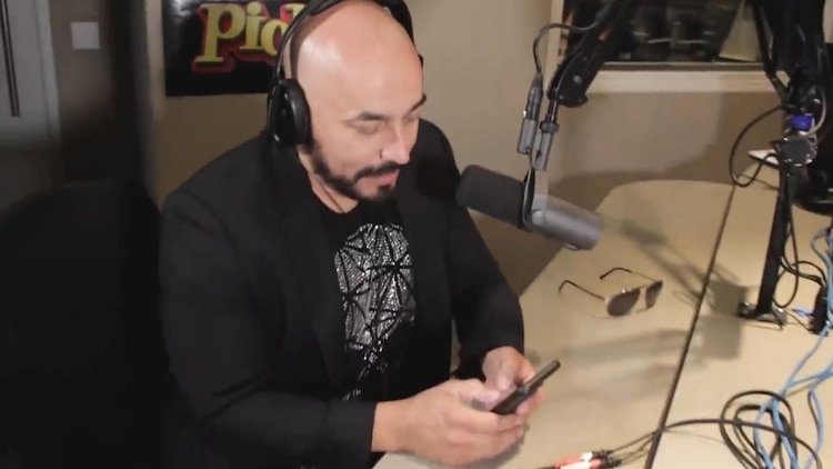 El cantante argumentó que habló bien de la actriz (Foto: Archivo)