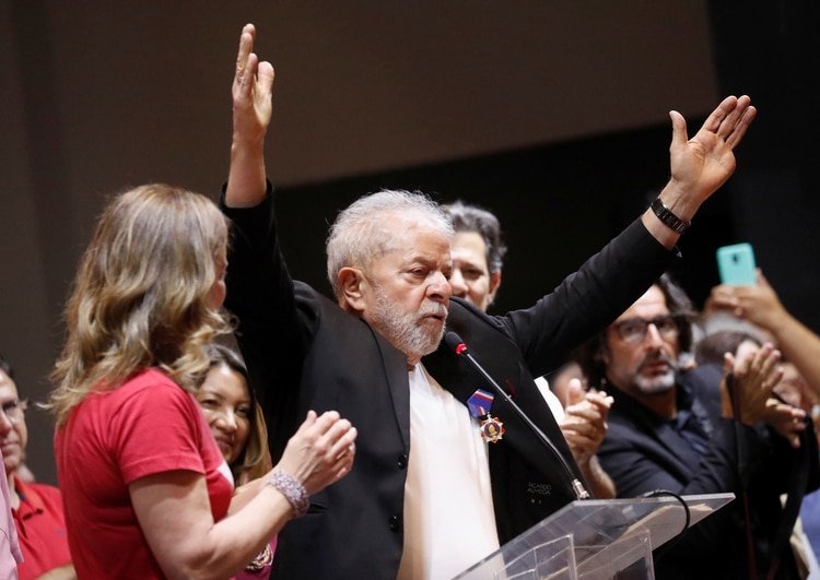 Lula da Silva criticó al gobierno interino de Venezuela durante un Congreso del PT (REUTERS/Nacho Doce)