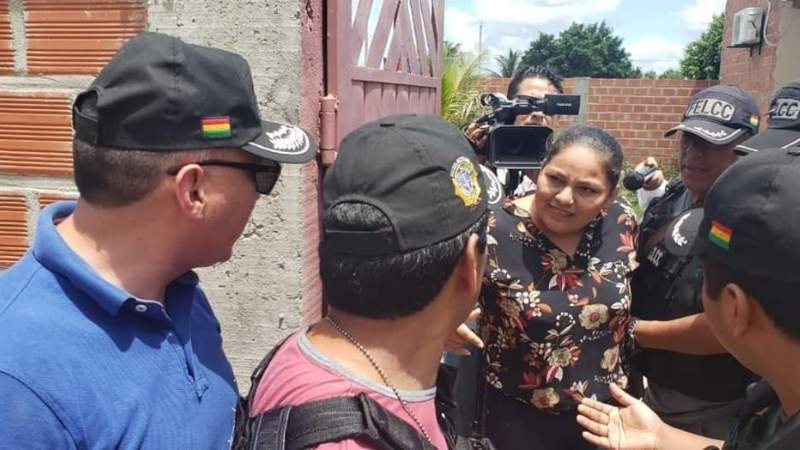 Policía aprehende a candidata del MAS por las muertes en Montero