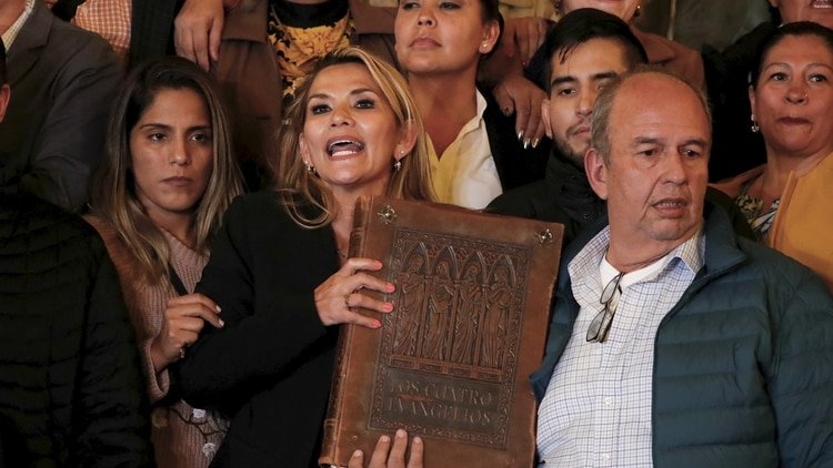 Jeanine Áñez, presidente interina de Bolivia. (Reuters)