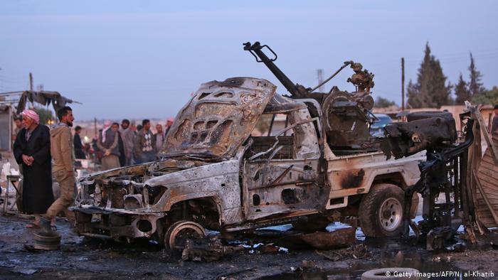 Syrien Krieg Grenze Türkei | Autobombe in Tel Hal (Getty Images/AFP/N. al-Khatib)