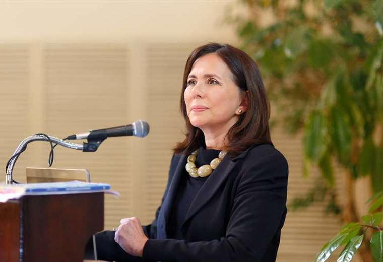 Longaric invitó a la embajadora de México al Ministerio de Relaciones Exteriores para entregarles las cartas