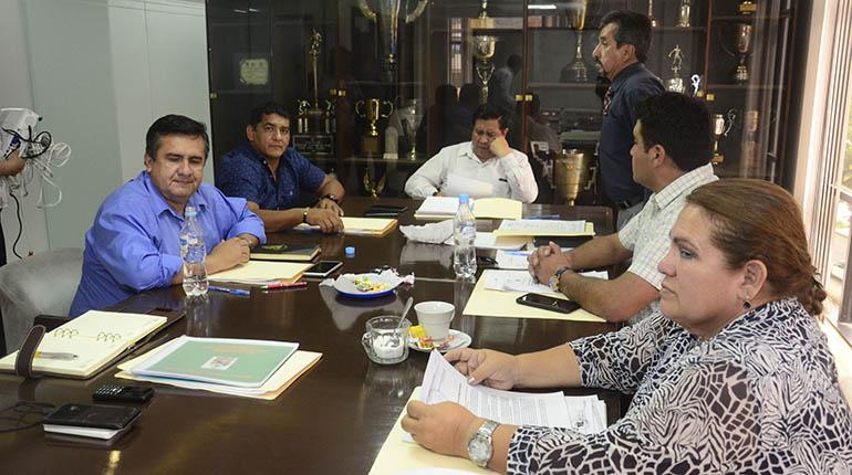 Dirigentes del fútbol nacional en una reunión anterior. | José Rocha